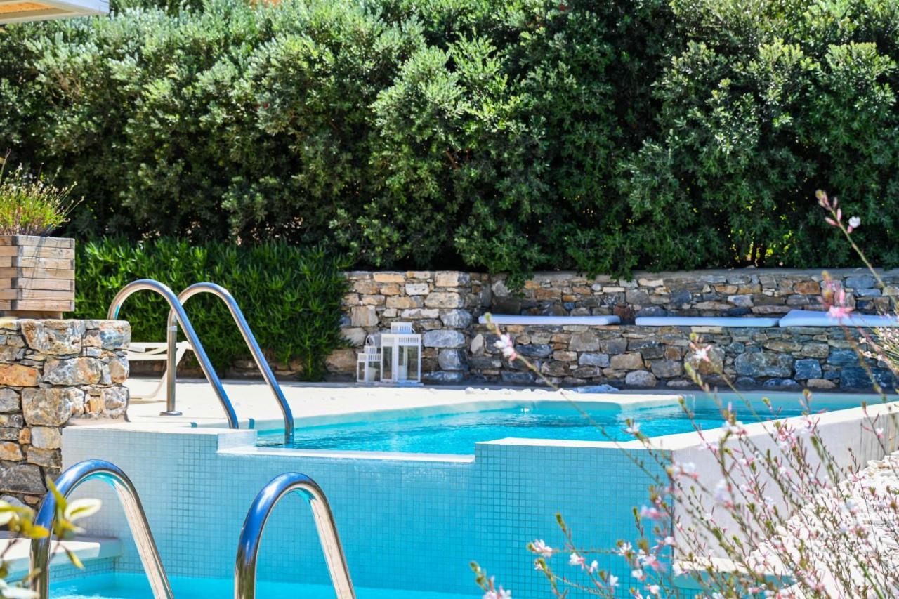 Schinoza Luxury Suites Schoinoussa Dış mekan fotoğraf